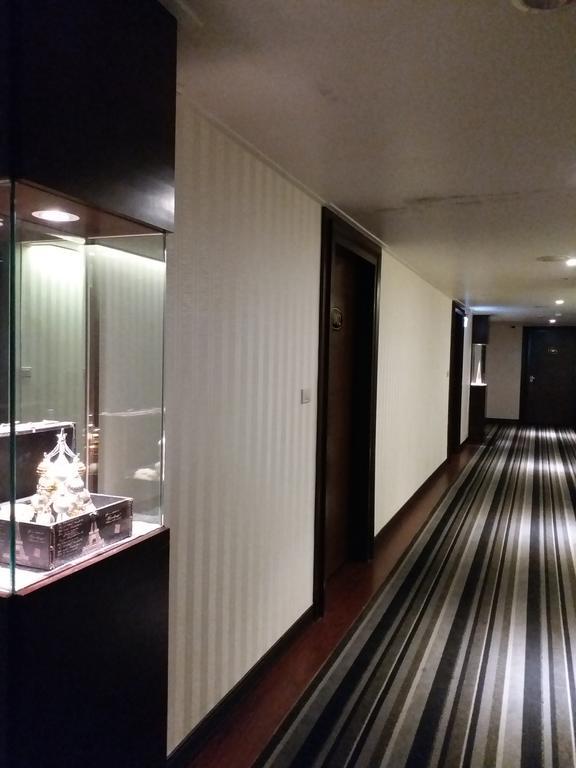 Hondow Hotel Тайбэй Экстерьер фото